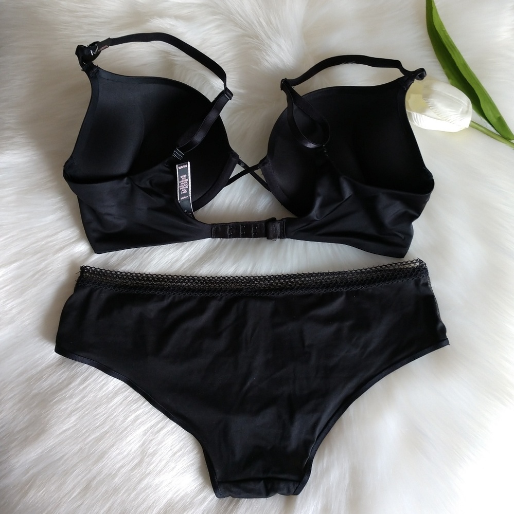Size 34C❤️ VS BOMBSHELL PUSH-UP BRA + PANTY M - Picture 3 of 4
